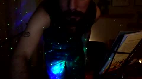 Snapshot of madbanjo chatting on March 15, 4:18 am madbanjo online show from March 15, 4:18 am