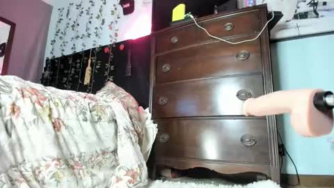 Maddi Avalon online show from February 19, 1:07 pm