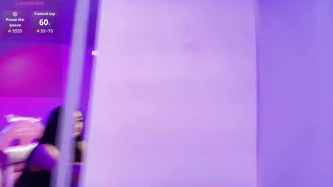 Snapshot of maddie_t18 chatting on February 5, 11:48 am maddie_t18 online show from February 5, 11:48 am