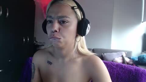 maddiie and clyde online show from February 15, 2:47 pm