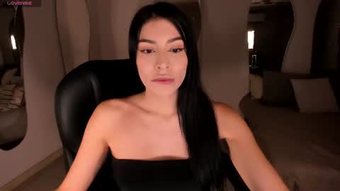 Snapshot of maddisontaylor chatting on June 19, 7:17 pm Maddison online show from June 19, 7:17 pm