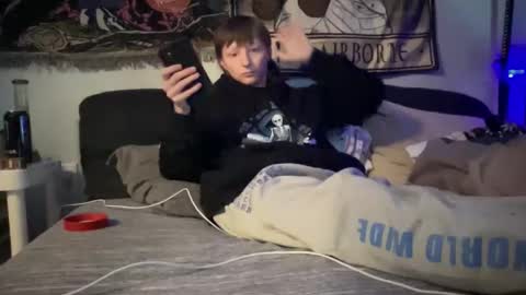 Snapshot of maddlips chatting on February 1, 1:09 pm Rat Boy online show from February 1, 1:09 pm