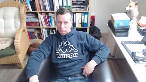 Snapshot of maddmax8 chatting on February 16, 1:16 pm Mad4You online show from February 16, 1:16 pm