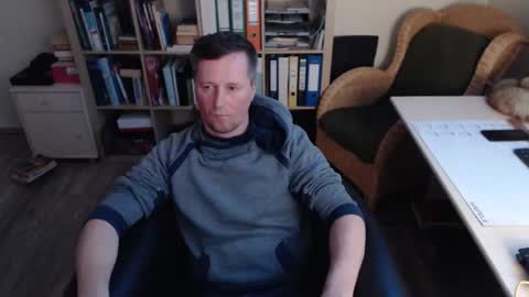 Snapshot of maddmax8 chatting on February 19, 4:47 pm Mad4You online show from February 19, 4:47 pm