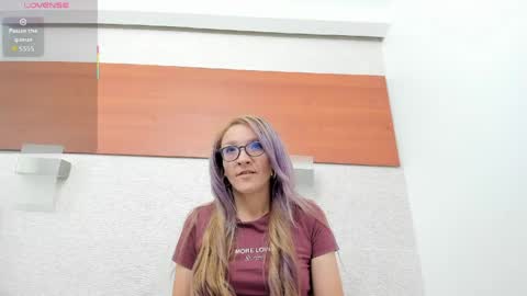 Snapshot of maddy_cartter chatting on April 22, 11:34 am maddy cartter online show from April 22, 11:34 am
