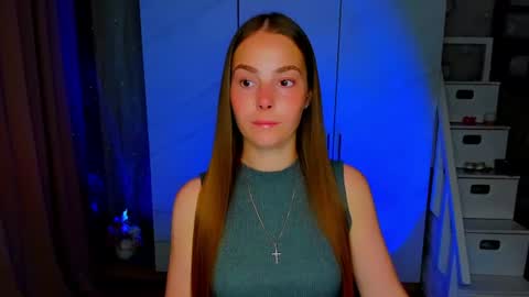 Snapshot of maddy_gate chatting on July 12, 4:42 pm maddy_gate online show from July 12, 4:42 pm