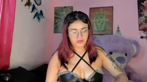 Snapshot of maddy_jhonsson chatting on June 1, 9:16 pm Maddy online show from June 1, 9:16 pm