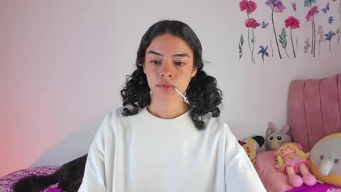 maddy_parker__ online show from April 6, 10:33 pm