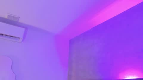 Snapshot of maddy_walker chatting on October 3, 11:24 pm Maddy online show from October 3, 11:24 pm