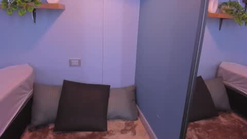 Snapshot of maddy_walker chatting on November 11, 11:54 am Maddy online show from November 11, 11:54 am