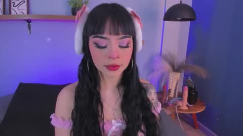 Snapshot of maddy_walker chatting on November 15, 12:45 pm Maddy online show from November 15, 12:45 pm