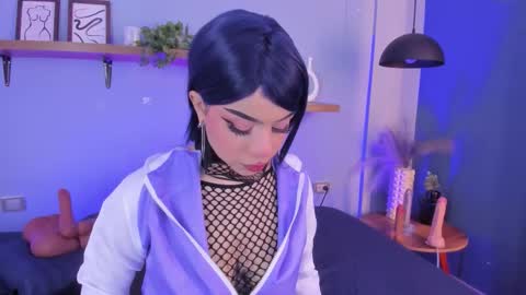 Snapshot of maddy_walker chatting on November 26, 11:44 am Maddy online show from November 26, 11:44 am