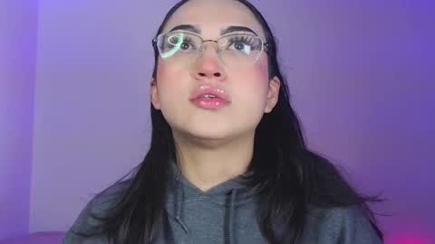 Snapshot of maddyghost chatting on September 19, 1:07 am   Please followme and rate me your thumbs up online show from September 19, 1:07 am