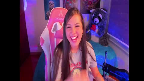 Snapshot of madeleine_shinobi chatting on January 31, 11:45 pm Emily Only Fans online show from January 31, 11:45 pm