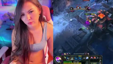 Snapshot of madeleine_shinobi chatting on February 22, 12:16 am Emily Only Fans online show from February 22, 12:16 am