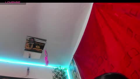 Snapshot of madelyn777 chatting on December 21, 9:44 am Madelyn. online show from December 21, 9:44 am