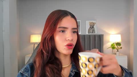 Snapshot of madie_collins7 chatting on February 4, 11:49 am Madie online show from February 4, 11:49 am