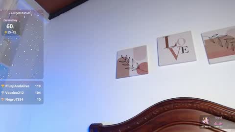 Madelein online show from December 5, 6:21 am