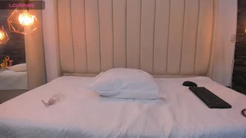 madison_03 online show from March 11, 12:22 pm