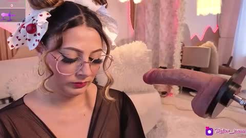    online show from March 19, 7:07 pm