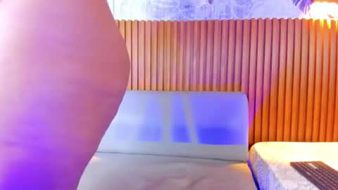 Snapshot of madison_diaz1 chatting on July 2, 1:28 pm Madi online show from July 2, 1:28 pm