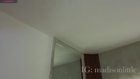 Melissa     700  1400 -5 online show from March 10, 2:55 pm