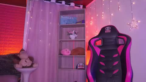 Madison   online show from November 11, 12:27 pm