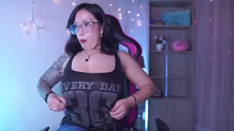 Madison   online show from November 18, 12:20 pm