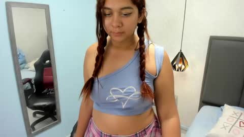 Snapshot of madison_rowan chatting on January 20, 3:04 am MADI online show from January 20, 3:04 am