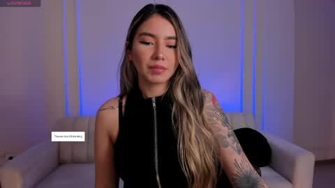 Snapshot of madisoncollinsx chatting on May 24, 11:37 am Maddi Collins online show from May 24, 11:37 am