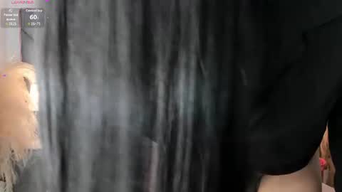 Snapshot of madisonherrera chatting on June 12, 6:29 pm Maddi online show from June 12, 6:29 pm