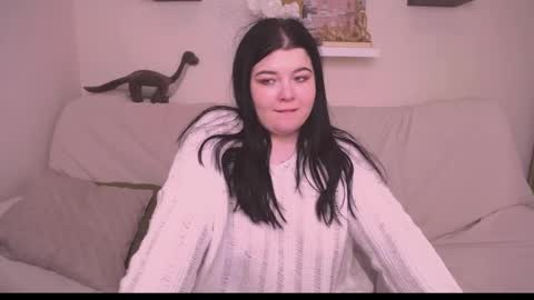 madisonmongomery online show from January 3, 8:32 am