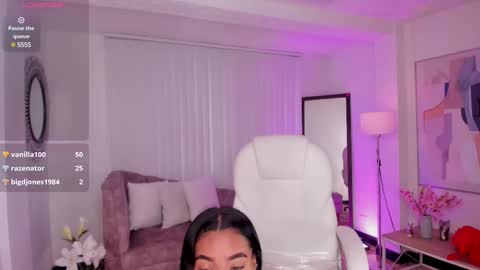 Snapshot of madisson_davon chatting on March 7, 4:55 pm Madisson Davon online show from March 7, 4:55 pm