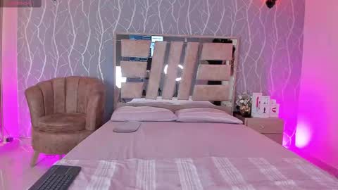    online show from February 23, 1:32 pm