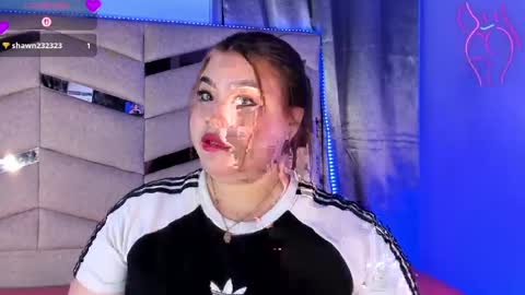 Snapshot of madissonlee__ chatting on April 23, 10:12 pm madissonlee__ online show from April 23, 10:12 pm