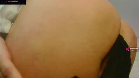 Snapshot of madlyn_dee chatting on May 23, 2:39 am Leena online show from May 23, 2:39 am