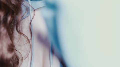 Alice online show from February 19, 8:27 pm