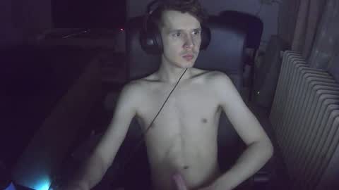 Snapshot of madnessss1215 chatting on February 26, 6:07 pm madnessss1215 online show from February 26, 6:07 pm