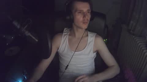 Snapshot of madnessss1215 chatting on March 4, 11:22 pm madnessss1215 online show from March 4, 11:22 pm