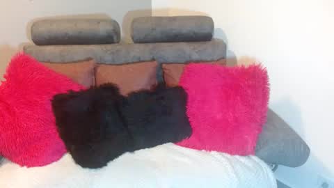 Mady online show from December 14, 7:07 am