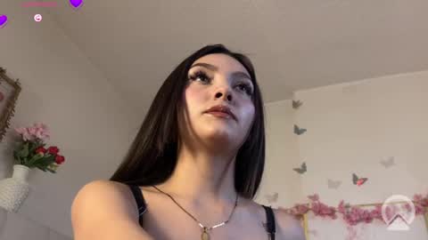madysson__js_ online show from April 25, 12:19 pm