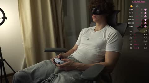 Mike XMaestro 3369 online show from November 11, 9:59 pm