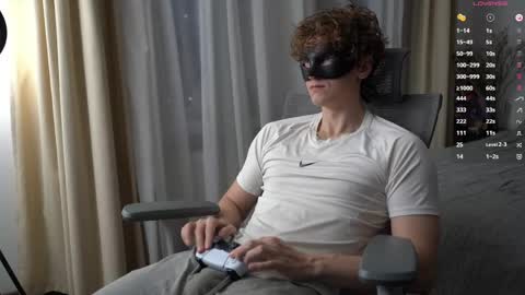 Mike XMaestro 3369 online show from April 15, 5:09 pm