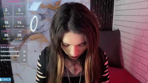 maevekuro online show from April 18, 3:32 am