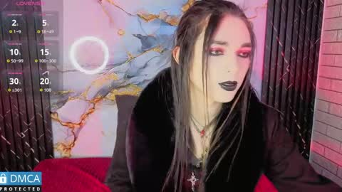 Snapshot of maevekuro chatting on May 29, 3:15 am maevekuro online show from May 29, 3:15 am