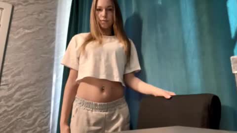 Sara online show from March 10, 6:29 am