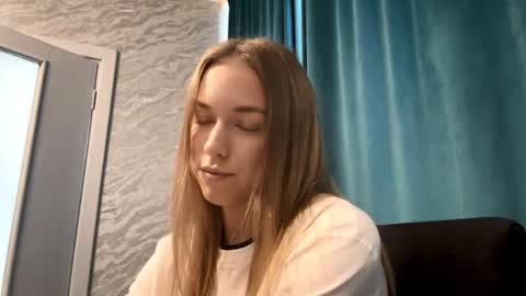 Sara online show from March 13, 6:20 am