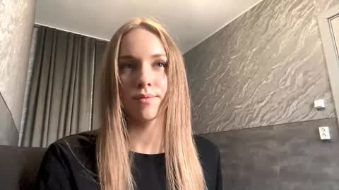 Sara online show from March 31, 6:25 am