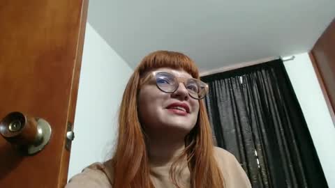 Maria Fernanda Ruiz online show from May 5, 10:18 pm
