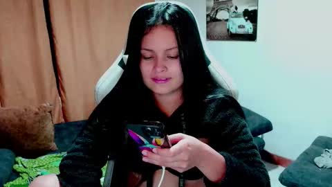 Snapshot of mafecito24 chatting on February 15, 4:09 am mafecito24 online show from February 15, 4:09 am